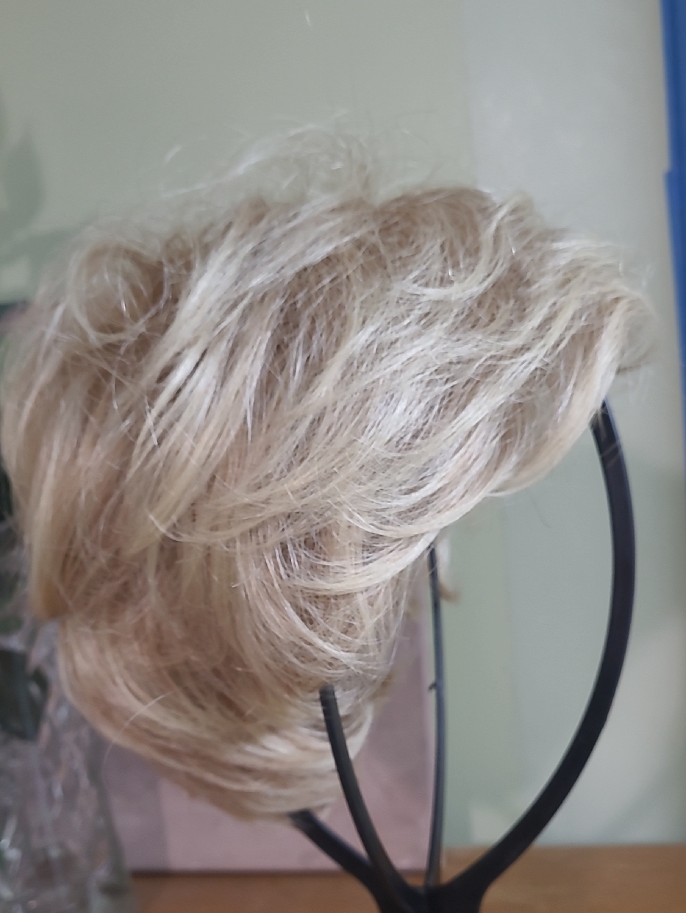 Jon Renau Modacrylic Short Pixie Wig Like New